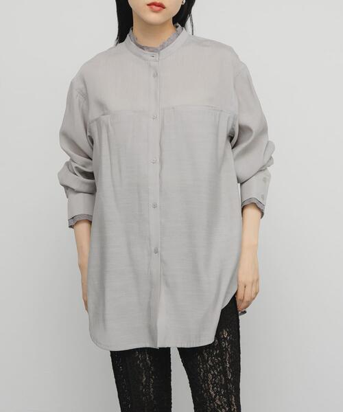 KBF（ケイビーエフ）の「レイヤードライクロングシャツ（シャツ/ブラウス・レディース・アイボリー/ライトグレー・ONE）」の2枚目の写真