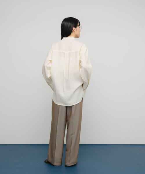 KBF（ケイビーエフ）の「レイヤードライクロングシャツ（シャツ/ブラウス・レディース・アイボリー/ライトグレー・ONE）」の12枚目の写真