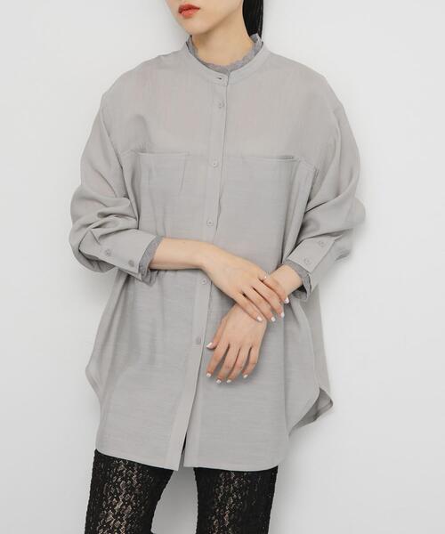 KBF（ケイビーエフ）の「レイヤードライクロングシャツ（シャツ/ブラウス・レディース・アイボリー/ライトグレー・ONE）」の8枚目の写真