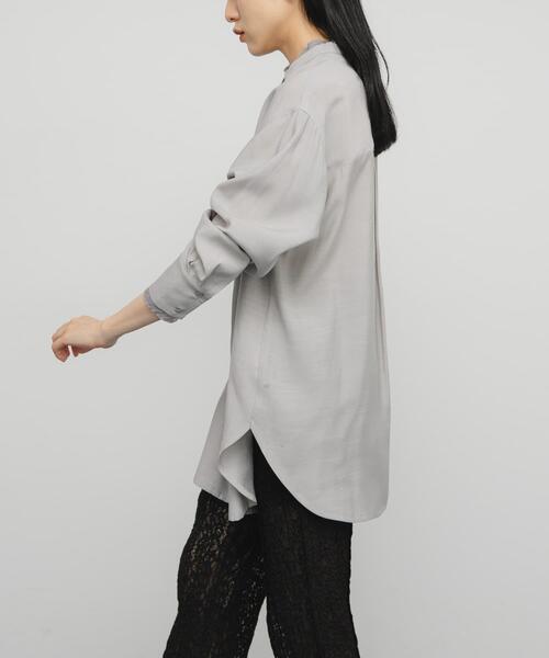 KBF（ケイビーエフ）の「レイヤードライクロングシャツ（シャツ/ブラウス・レディース・アイボリー/ライトグレー・ONE）」の19枚目の写真