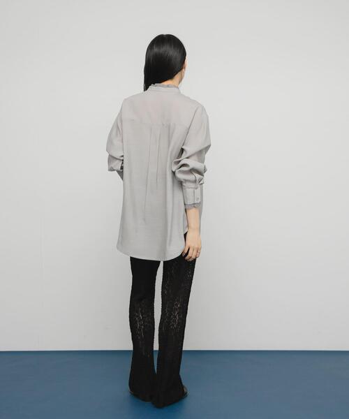 KBF（ケイビーエフ）の「レイヤードライクロングシャツ（シャツ/ブラウス・レディース・アイボリー/ライトグレー・ONE）」の15枚目の写真