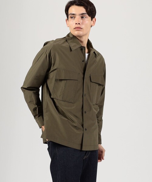 TOMORROWLAND （トゥモローランド）の「コットンシルク ダブルポケット シャツブルゾン（シャツ/ブラウス・メンズ・ネイビー/カーキ・M/S）」の3枚目の写真