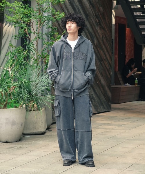 BEN DAVIS(ベンデイビス)の「【BEN DAVIS/ベンデイビス】【着こなしの幅が広がるダブルジップ仕様】パウダーブリーチ加工 フルジップパーカー ヴィンテージ風 グランジ コットンツイル ユニセックス(パーカー・メンズ・ブラック/スミクロ・MEDIUM/LARGE/X-LARGE)」の5枚目の写真