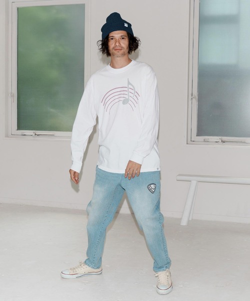 No Rain No Rainbow(ノーレインノーレインボー)の「mlt5389-pigment long sleeve T-shirt with musical note print ロングスリーブカットソー(NR25W-20)(Tシャツ/カットソー・メンズ・ホワイト/ブラック系その他/ブルー系その他・S/M/L/XL)」の7枚目の写真