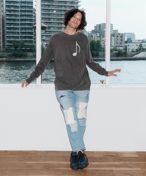 No Rain No Rainbow(ノーレインノーレインボー)の「mlt5389-pigment long sleeve T-shirt with musical note print ロングスリーブカットソー(NR25W-20)(Tシャツ/カットソー・メンズ・ホワイト/ブラック系その他/ブルー系その他・S/M/L/XL)」の19枚目の写真