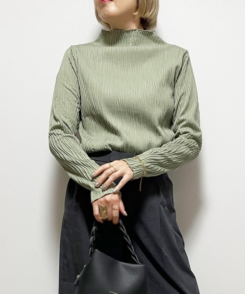 Fizz(フィズ)の「ウェーブジャガード ボトルネックロンT(Tシャツ/カットソー・レディース・ブラック/グリーン/チャコール/マスタード/グレイッシュベージュ/アイボリー・M)」の5枚目の写真