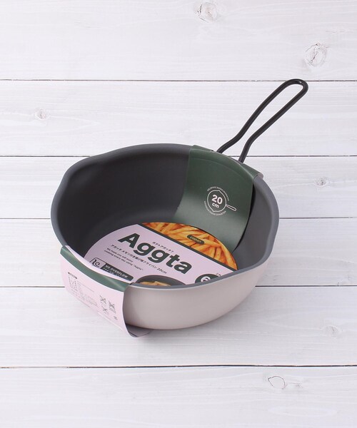 one'sterrace（ワンズテラス）の「Aggta メモリ付揚げ物フライパン 20cm（鍋/フライパン・レディース・ブラック系8・99）」の2枚目の写真