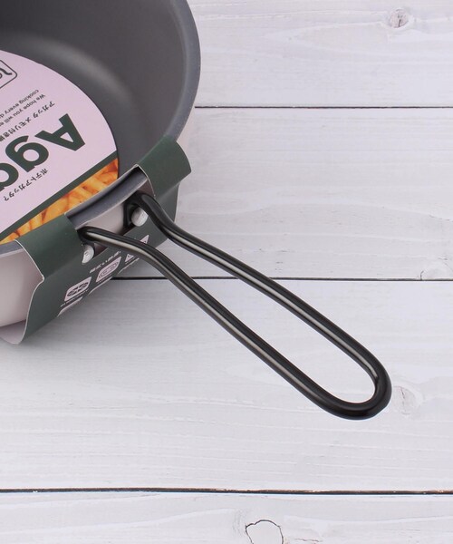 one'sterrace（ワンズテラス）の「Aggta メモリ付揚げ物フライパン 20cm（鍋/フライパン・レディース・ブラック系8・99）」の6枚目の写真