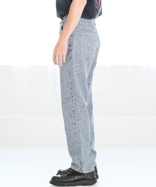 LUXSTYLE(ラグスタイル)の「ペイズリー柄テーパードデニムパンツ(デニムパンツ・メンズ・ブルー/ブラック・M/L)」の15枚目の写真