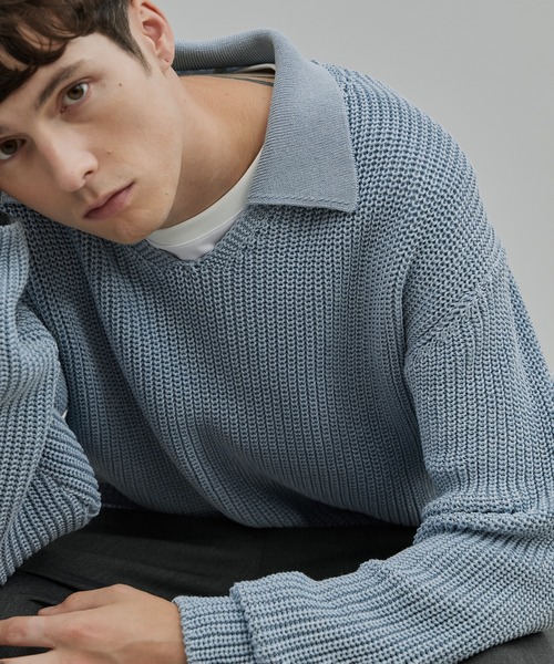 UNITED TOKYO（ユナイテッドトウキョウ）の「ギマメッシュ スキッパーポロ（ニット/セーター・メンズ・ライトグレー/ブラック/サックスブルー・1/2）」の3枚目の写真