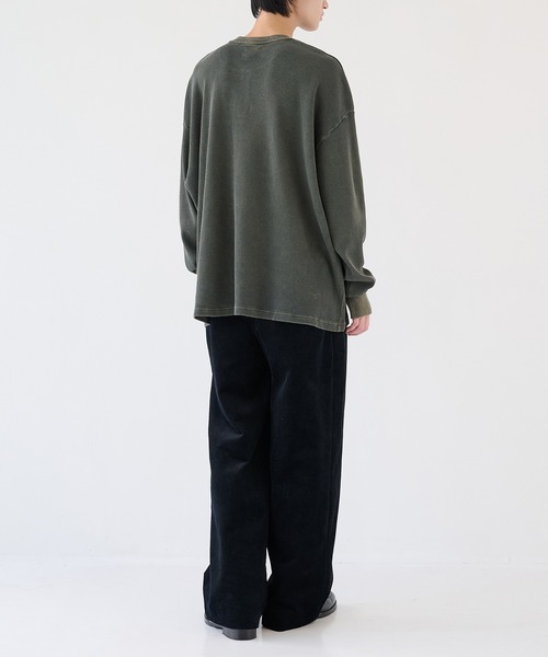 KANEMASA PHIL.（カネマサフィル）の「【KANEMASA PHIL.】18G Garment Dye Waffle Henry Neck（Tシャツ/カットソー・メンズ・ベージュ/チャコールグレー・MEDIUM/LARGE）」の11枚目の写真