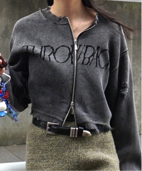 DAMAGE LOGO SHORT KNIT TOP（ニット/セーター）｜Ameri（アメリ）の