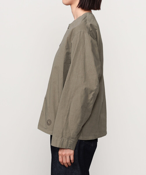 ORCIVAL（オーシバル）の「ORCIVAL | コットンツイル ノーカラーシャツブルゾン WOMEN（シャツ/ブラウス・レディース・モカ/イエロー/ライトグレー・1）」の14枚目の写真