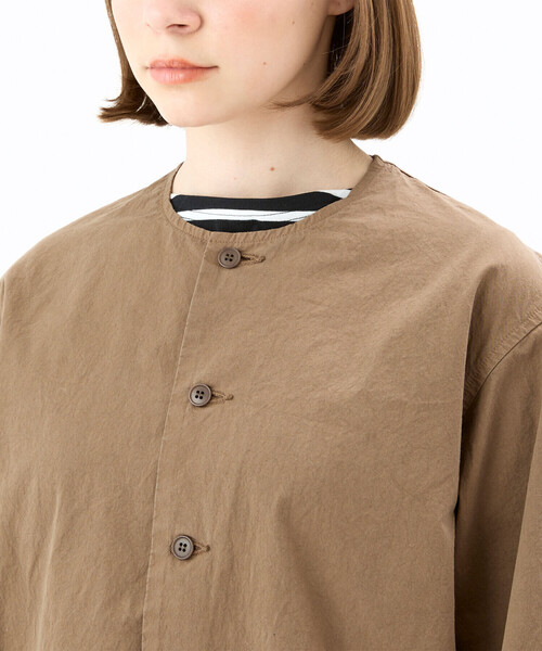 ORCIVAL（オーシバル）の「ORCIVAL | コットンツイル ノーカラーシャツブルゾン WOMEN（シャツ/ブラウス・レディース・モカ/イエロー/ライトグレー・1）」の19枚目の写真