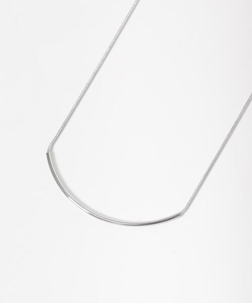 URBAN RESEARCH DOORS（アーバンリサーチドアーズ）の「カーブスライドネックレス（ネックレス・レディース・ゴールド/シルバー・ONE）」の6枚目の写真