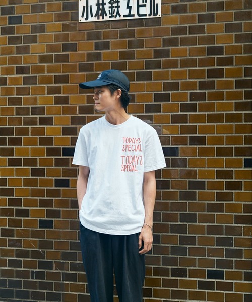 TODAY'S SPECIAL（トゥデイズスペシャル）の「【TODAY’S SPECIAL】STAFF TEE /606944（Tシャツ/カットソー・レディース・ホワイト/クリアレッド・MEDIUM/LARGE）」の4枚目の写真