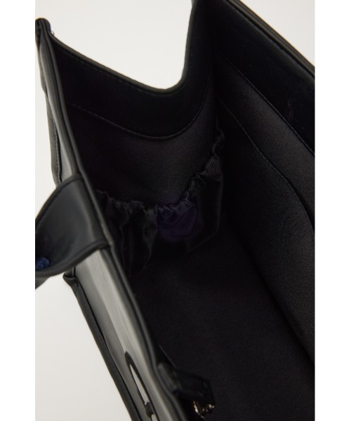 rienda(リエンダ)の「【WEB限定】WRRロゴフェイクレザートートバッグ(トートバッグ・レディース・ブラック・FREE)」の13枚目の写真