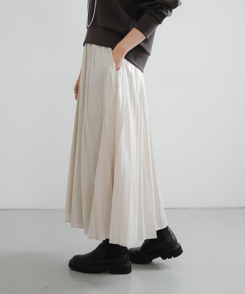 URBAN RESEARCH（アーバンリサーチ）の「チンツプリーツスカート（スカート・レディース・ブラック系その他/グレー系その他/ブラウン/ネイビー・FREE）」の7枚目の写真