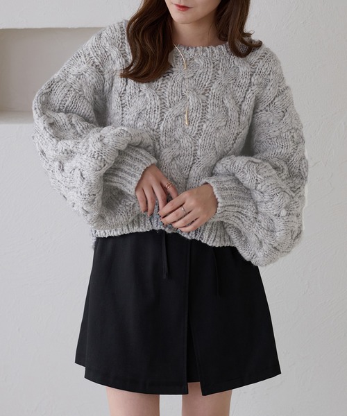apres jour clair（アプレジュールクレア）の「【apres jour clair】袖ボリュームケーブルニット（ニット/セーター・レディース・グレー/ブラウン系その他/アイボリー/ネイビー・X-LARGE/フリー）」の3枚目の写真