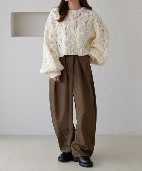 apres jour clair（アプレジュールクレア）の「【apres jour clair】袖ボリュームケーブルニット（ニット/セーター・レディース・グレー/ブラウン系その他/アイボリー/ネイビー・X-LARGE/フリー）」の7枚目の写真