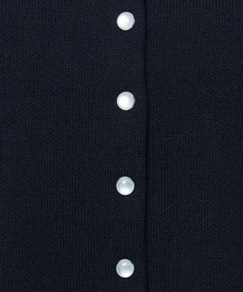 studio CLIP(スタディオクリップ)の「12ゲージボタンカーディガン《オケージョン2025AW》(カーディガン/ボレロ・レディース・チャコール/ネイビー・FREE)」の3枚目の写真