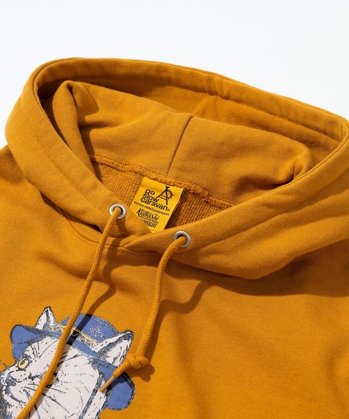 go slow caravan(ゴースローキャラバン)の「空紡糸裏毛 スキレットピザ猫 ヘムスピンドル フーディー(パーカー・メンズ・タン/アイボリー・SMALL/MEDIUM/LARGE/X-LARGE)」の4枚目の写真