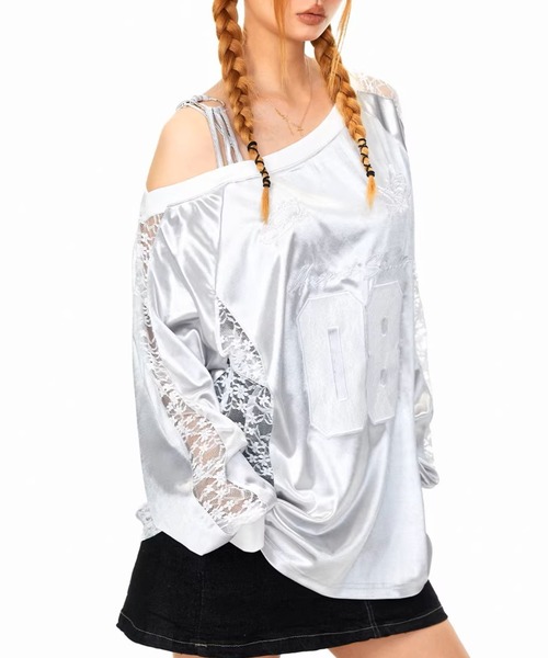 .KOM(ドットコム)の「A'GEM/9 × .kom 『.KOM/ドットケーオーエム』 Y2K Lace Design Sporty Long Sleeve T-shirt/Y2K レースデザイン スポーティ長袖Tシャツ(Tシャツ/カットソー・レディース・シルバー/ブラック・FREE)」の22枚目の写真