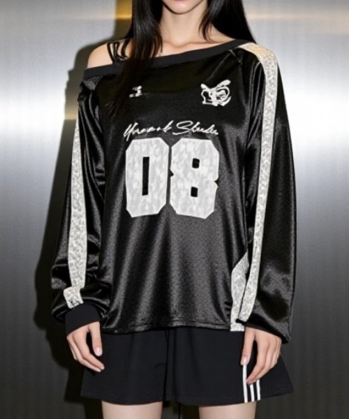 .KOM(ドットコム)の「A'GEM/9 × .kom 『.KOM/ドットケーオーエム』 Y2K Lace Design Sporty Long Sleeve T-shirt/Y2K レースデザイン スポーティ長袖Tシャツ(Tシャツ/カットソー・レディース・シルバー/ブラック・FREE)」の12枚目の写真