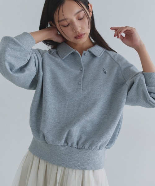 ECLAM(クラム)の「ラメ入り刺繍ポロスウェット(スウェット・レディース・杢グレー・M/L)」の1枚目の写真