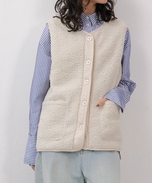 ボタンボアベスト