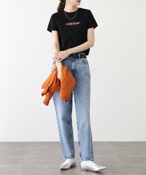 GUESS JEANS(ゲスジーンズ)の「GUESS JEANS GJ SS CN SLIM AMERICAN TR ICONIC TEE ゲス スリムフィット Tシャツ(Tシャツ/カットソー・レディース・ブラック・S/M/L)」の2枚目の写真