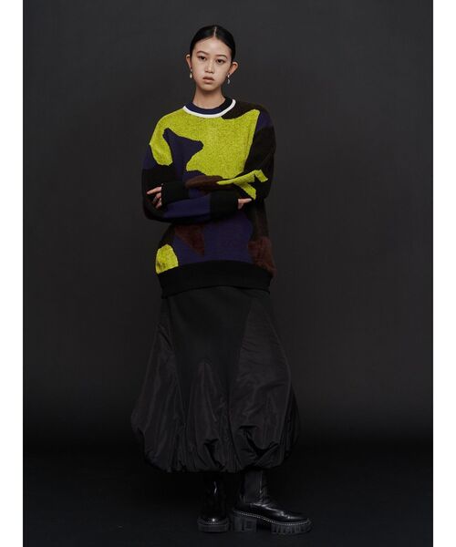 UN3D.（アンスリード）の「MIX CAMOUFLA JACQUARD TOP / ミックスカモフラジャガードドッキングトップ（ニット/セーター・レディース・ブラック/グレー・FREE）」の21枚目の写真