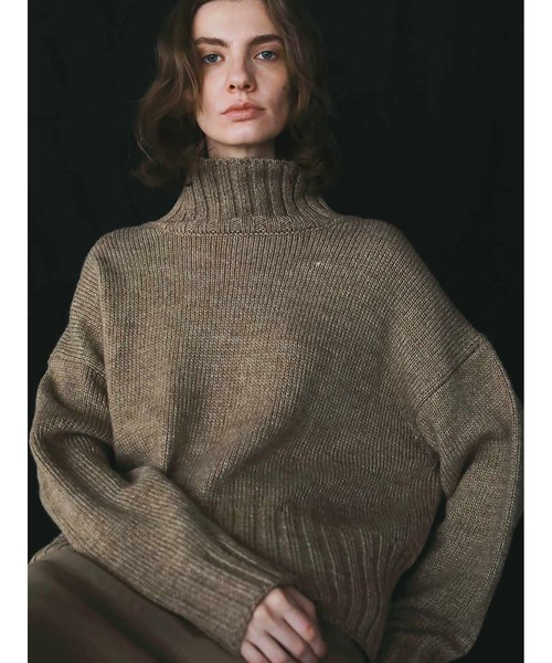 HER.(ハー)の「ハイネックニットプルオーバー(ニット/セーター・レディース・ネイビー/オフホワイト/ベージュ・フリー)」の12枚目の写真