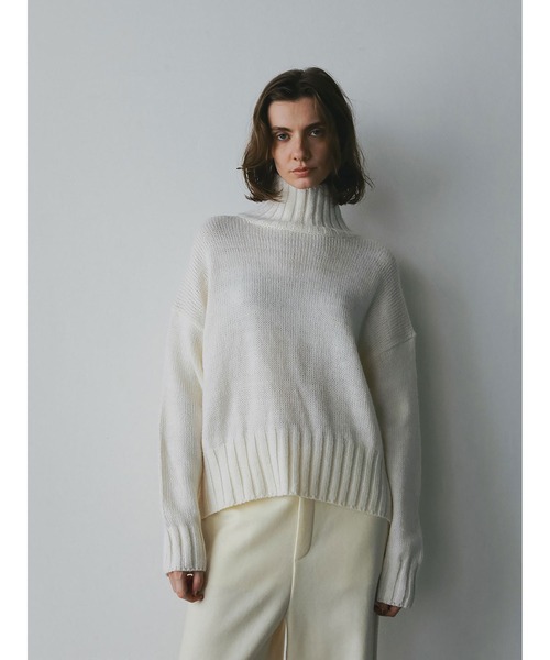 HER.(ハー)の「ハイネックニットプルオーバー(ニット/セーター・レディース・ネイビー/オフホワイト/ベージュ・フリー)」の18枚目の写真