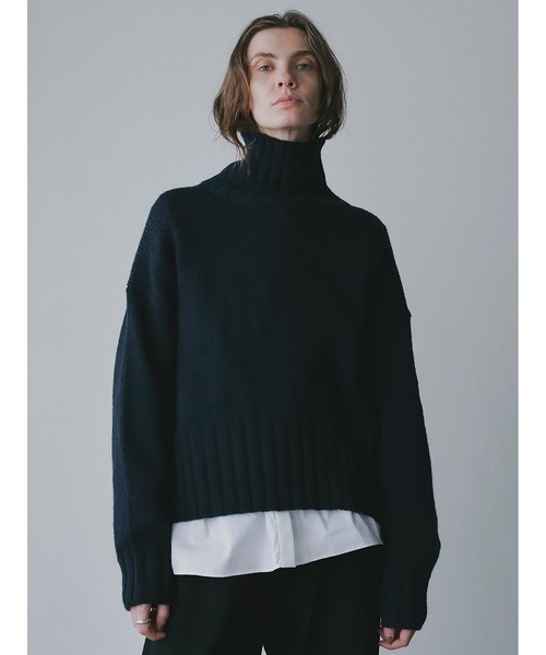 HER.(ハー)の「ハイネックニットプルオーバー(ニット/セーター・レディース・ネイビー/オフホワイト/ベージュ・フリー)」の9枚目の写真