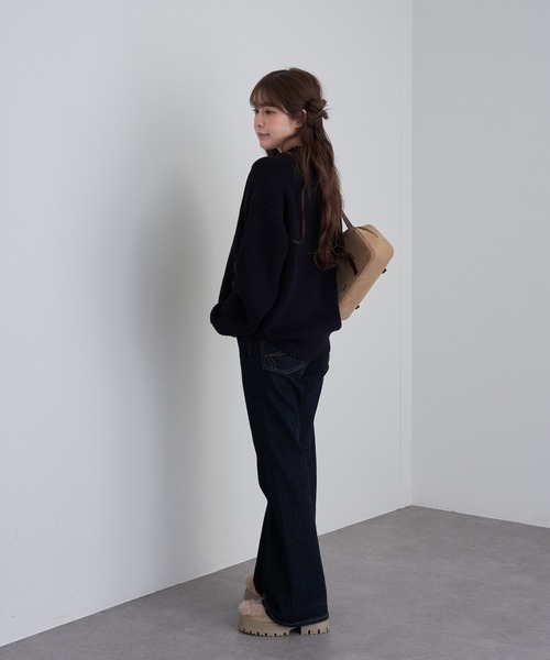 RAY CASSIN（レイカズン）の「スタンド胸刺繍ニット（ニット/セーター・レディース・グレー/ネイビー/ライトベージュ/ブルー・FREE）」の17枚目の写真