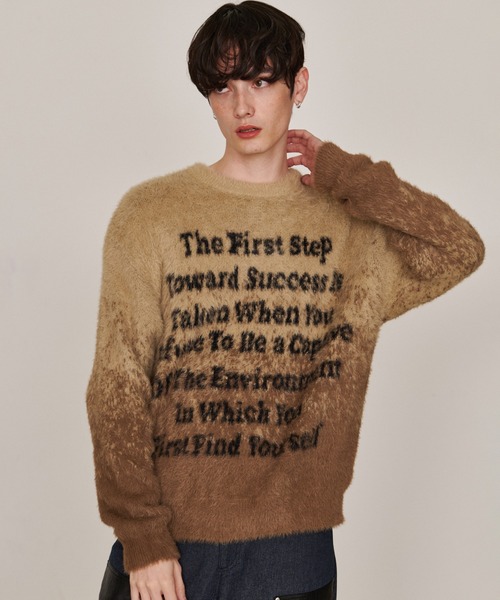 Revo.（レボ）の「オーバーサイズ グランジ ロゴプリント シャギーニット プルオーバー（ニット/セーター・メンズ・ブラック/ブラウン/オフホワイト/グレー・M/L）」の15枚目の写真