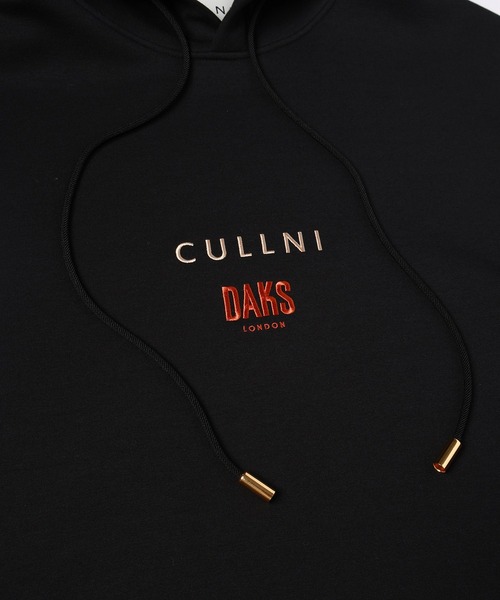 CULLNI（クルニ）の「CULLNI for DAKS LONDON Logo Embroidery Hoodie（パーカー・メンズ・ブラック/アッシュブラウン/ブラック×グレー/ネイビー・0/1/2）」の22枚目の写真