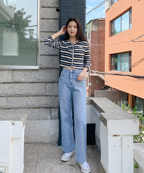 muahmuah（ムーアムーア）の「ワイドデニムパンツ [ライトブルー]（デニムパンツ・レディース・その他・SMALL/MEDIUM）」の9枚目の写真