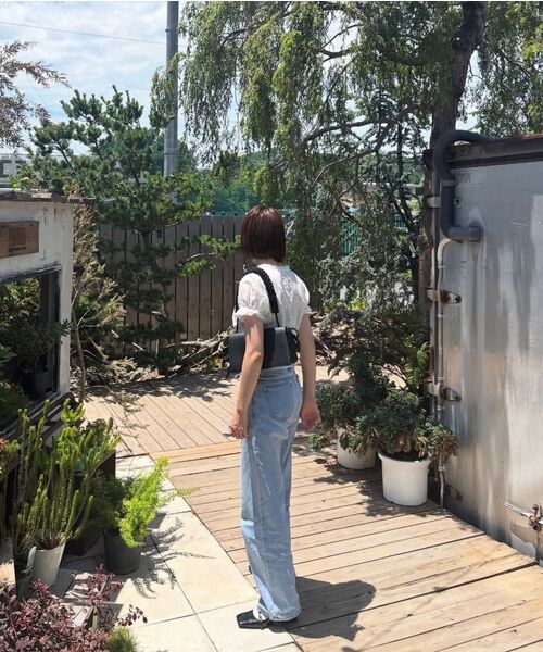 muahmuah（ムーアムーア）の「ワイドデニムパンツ [ライトブルー]（デニムパンツ・レディース・その他・SMALL/MEDIUM）」の11枚目の写真