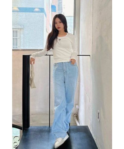 muahmuah（ムーアムーア）の「ワイドデニムパンツ [ライトブルー]（デニムパンツ・レディース・その他・SMALL/MEDIUM）」の18枚目の写真