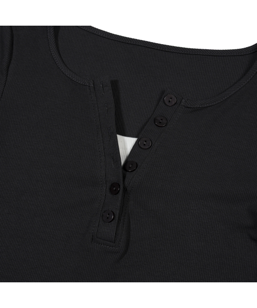 MOAA(モア)の「レイヤードヘンリーTシャツ(ブラック)(Tシャツ/カットソー・レディース・その他・SMALL/MEDIUM)」の4枚目の写真