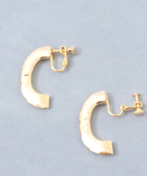grace grace （グラスグラス）の「【grace grace/グラスグラス】ロックC型イヤリング（イヤリング・レディース・ゴールド・E）」の4枚目の写真
