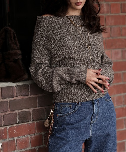 esutoreja（エストレジャ）の「オフショルダーリブニット（ニット/セーター・レディース・グレイッシュベージュ/チャコール/ブラウン・FREE）」の3枚目の写真