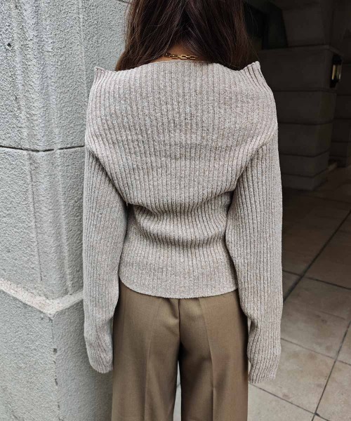 esutoreja（エストレジャ）の「オフショルダーリブニット（ニット/セーター・レディース・グレイッシュベージュ/チャコール/ブラウン・FREE）」の19枚目の写真