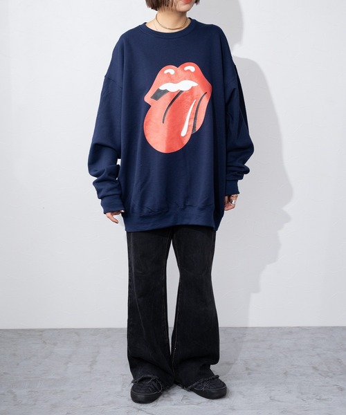 JUGLANS(ユグランス)の「The Rolling Stones ローリングストーンズ プリント スウェット(スウェット・メンズ・ネイビー・MEDIUM/LARGE/X-LARGE)」の2枚目の写真