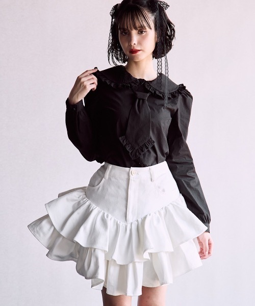 lilLilly（リルリリー）の「アシンメトリーフリルデニムミニスカート（スカート・レディース・ブラック/ホワイト・FREE）」の6枚目の写真