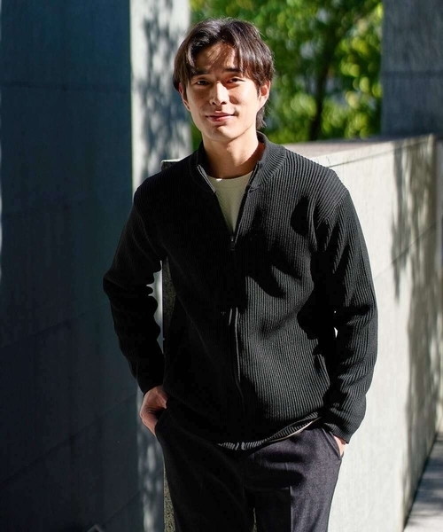 a.v.v(アーヴェヴェ)の「【洗濯機で洗える】ポリエステルリブニットジップアップカーディガン(カーディガン/ボレロ・メンズ・ネイビー/ブラック/グレー・46/48/50)」の2枚目の写真