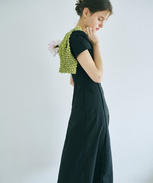 ETMON(エトモン)の「Neck Cut-Out Shirring Dress Black(ワンピース・レディース・その他・SMALL/MEDIUM)」の5枚目の写真