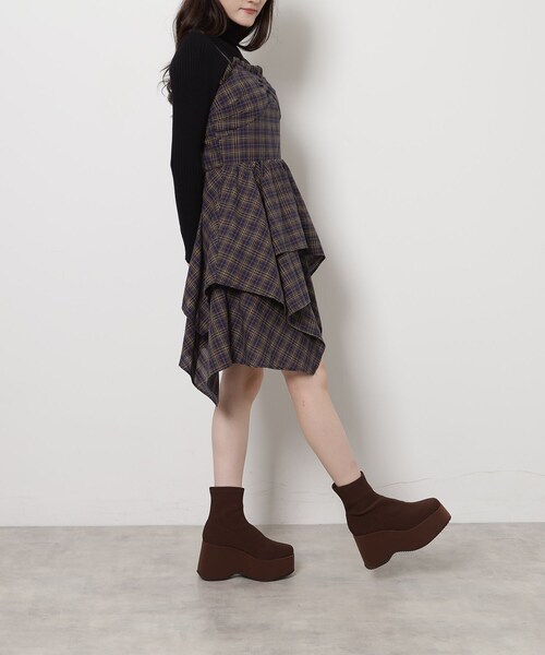 ESPERANZA（エスペランサ）の「スタイルぐんっとアップ！厚底ニットショートブーツ（ブーツ・レディース・ブラック系/ブラウン系1/ベージュ系・LL/S/M/L）」の9枚目の写真